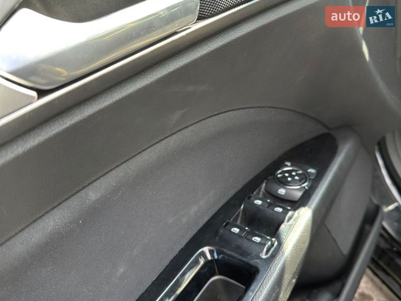 Седан Ford Fusion 2014 в Львове