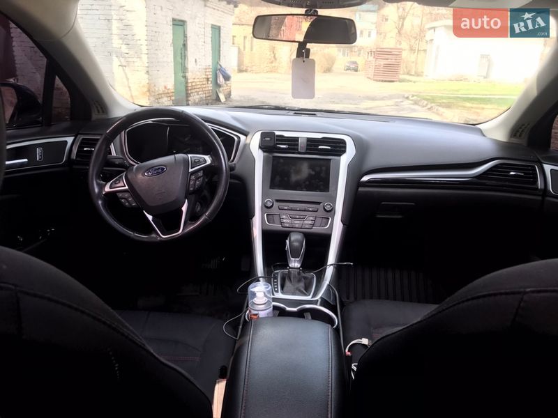 Седан Ford Fusion 2016 в Києві