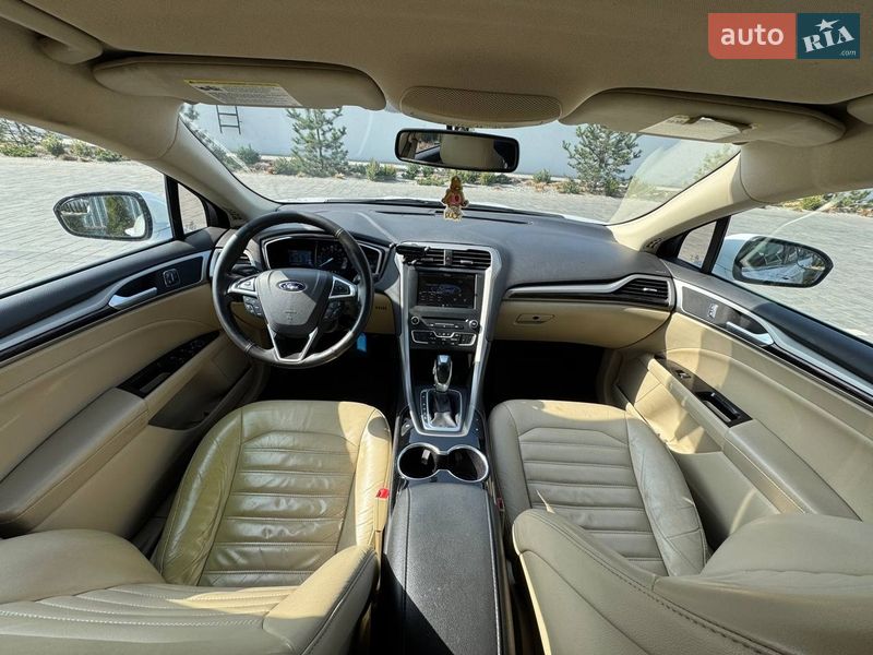 Седан Ford Fusion 2016 в Луцьку