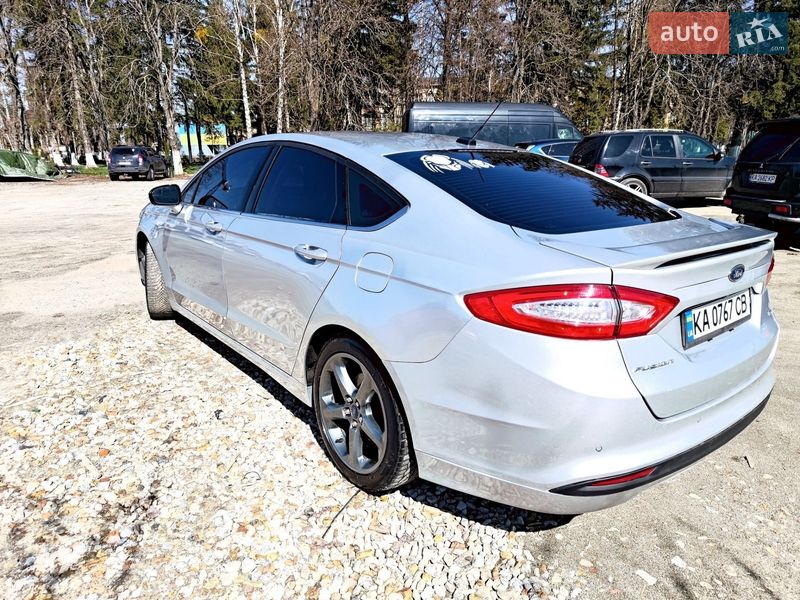Седан Ford Fusion 2015 в Немишаево