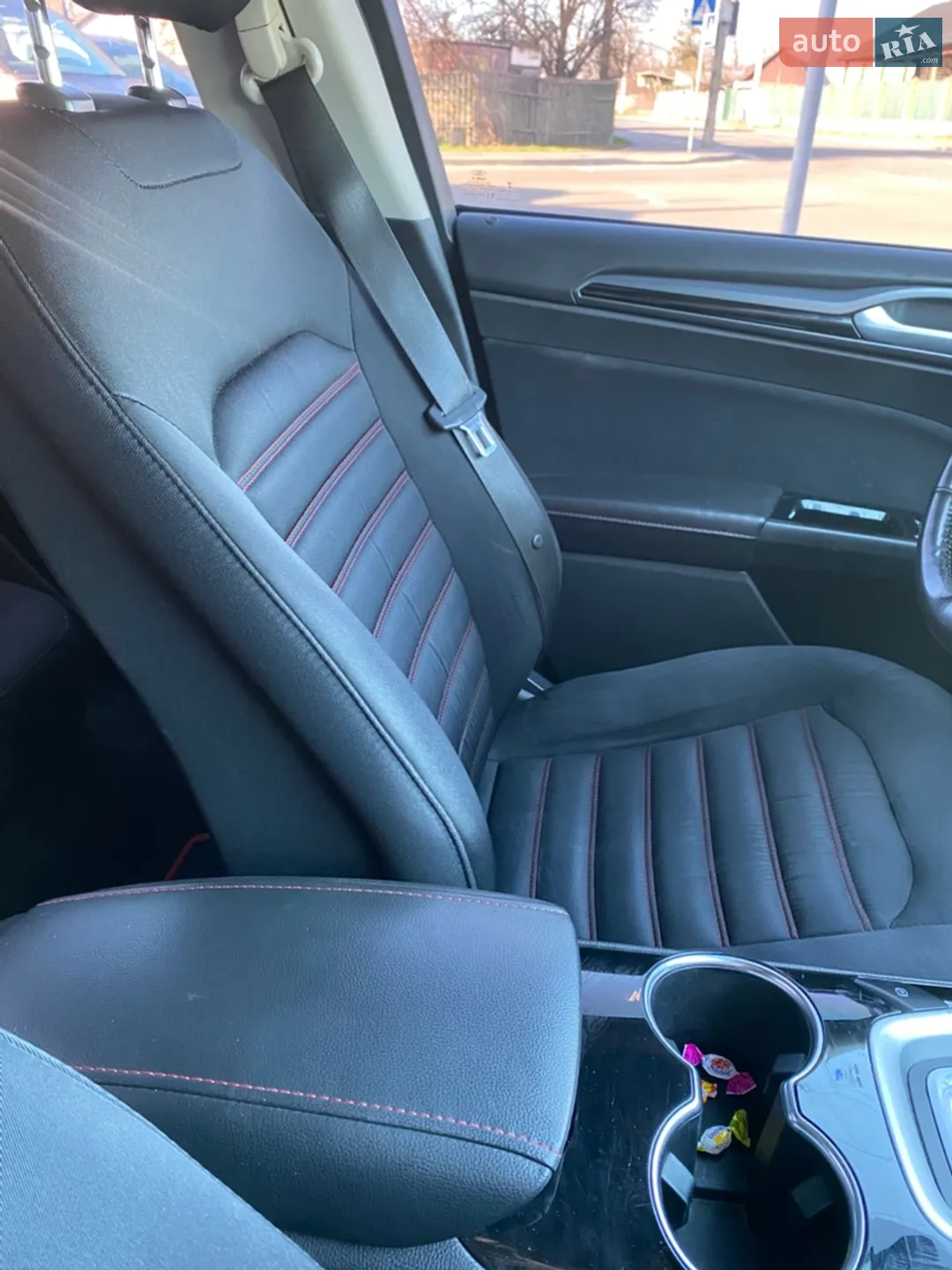 2014 Ford Fusion - мініатюра 25