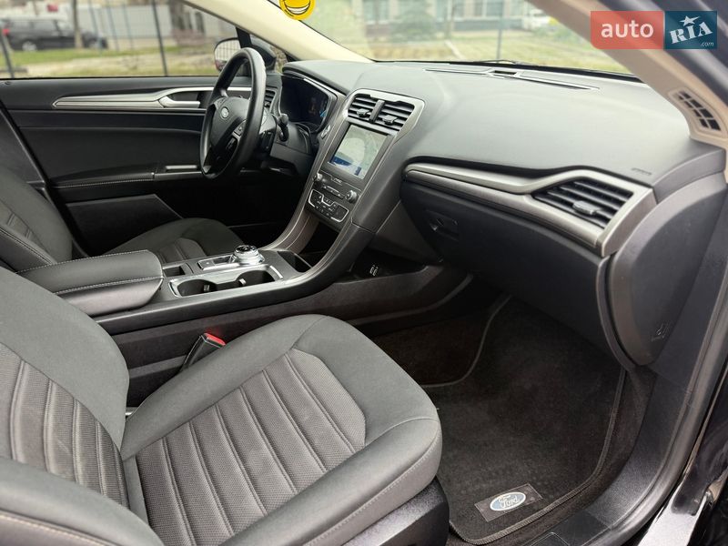 Седан Ford Fusion 2020 в Днепре