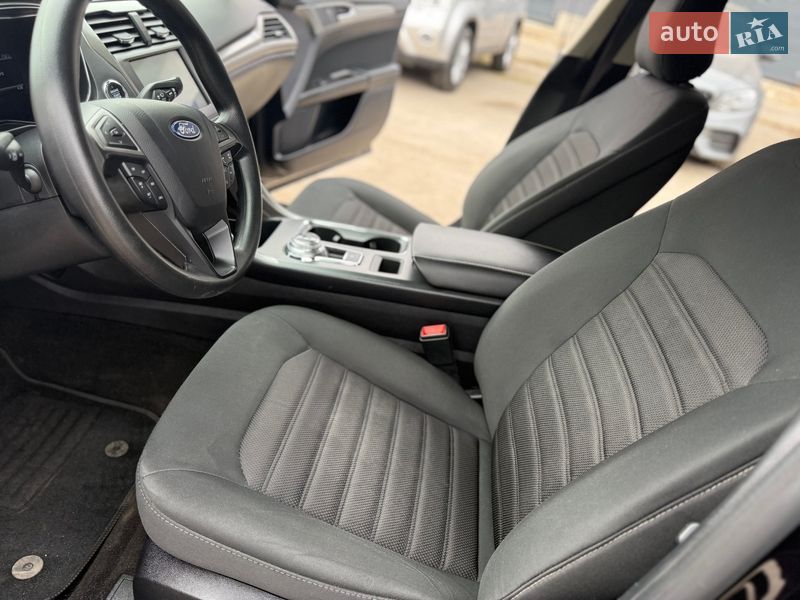Седан Ford Fusion 2020 в Днепре