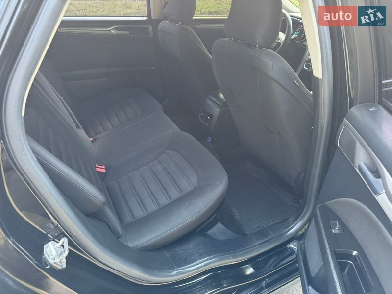 Седан Ford Fusion 2017 в Остроге фото 24 Седан Ford Fusion 2017 в Остроге