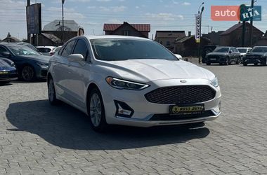 Седан Ford Fusion 2019 в Івано-Франківську