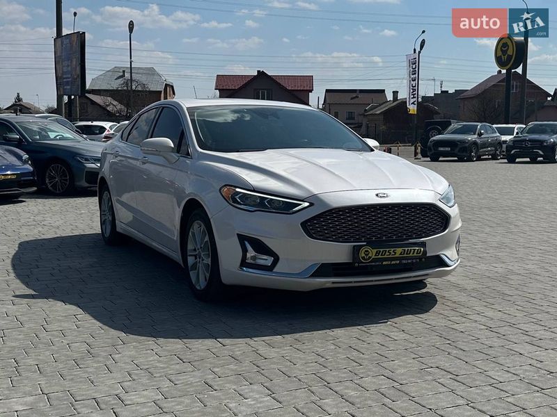 Ford Fusion 2019