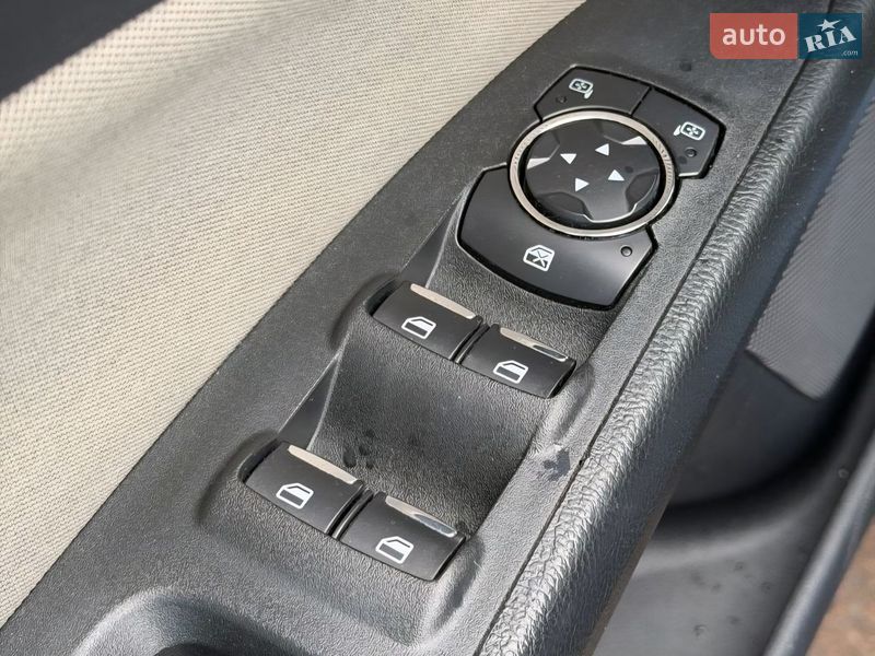 Седан Ford Fusion 2019 в Киеве фото 18 Седан Ford Fusion 2019 в Киеве