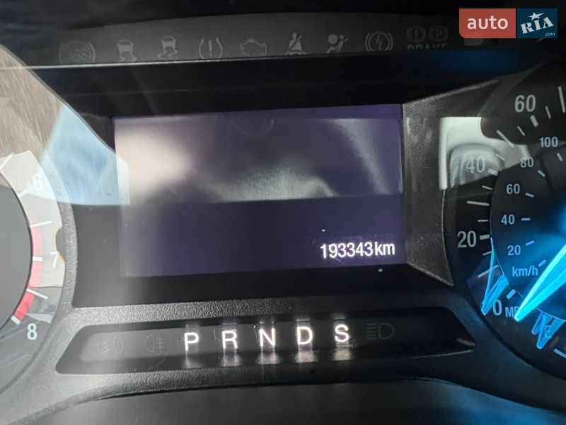 Седан Ford Fusion 2013 в Смілі