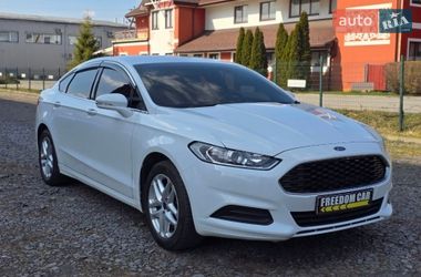 Седан Ford Fusion 2015 в Львове