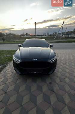Седан Ford Fusion 2015 в Синельниково