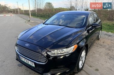 Седан Ford Fusion 2016 в Львові