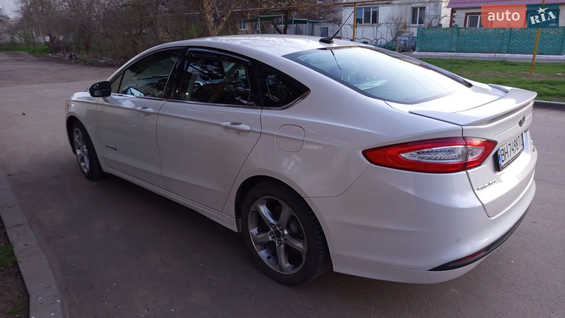 2012 Ford Fusion - мініатюра 2
