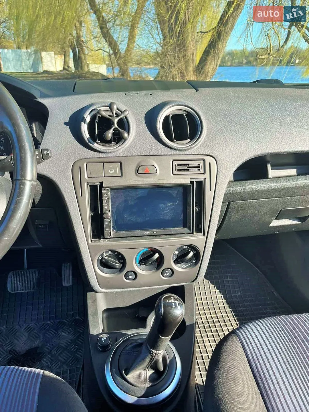 2010 Ford Fusion - мініатюра 17