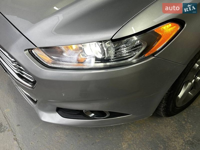 Седан Ford Fusion 2013 в Коломые
