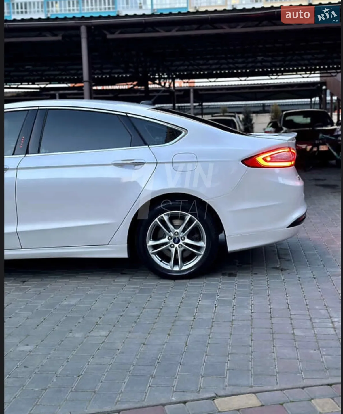 2015 Ford Fusion - мініатюра 15