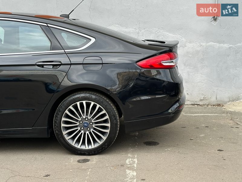Седан Ford Fusion 2017 в Одесі