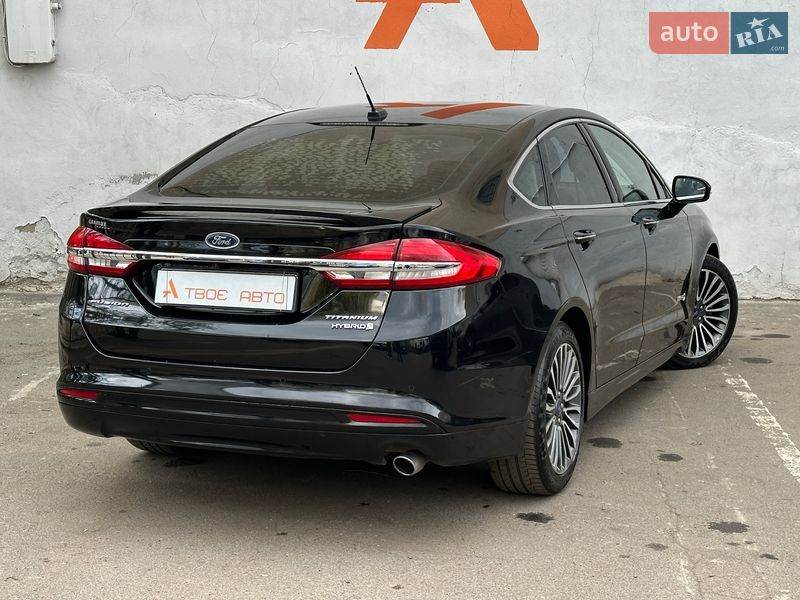 Седан Ford Fusion 2017 в Одесі