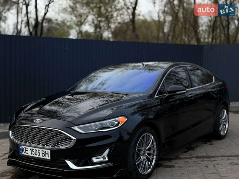 Ford Fusion 2020