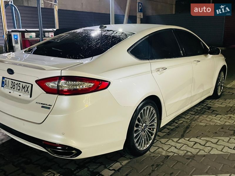 Ford Fusion 2015