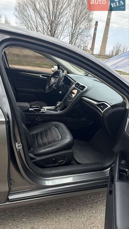 Седан Ford Fusion 2012 в Білгороді-Дністровському