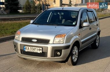 Хэтчбек Ford Fusion 2008 в Киеве