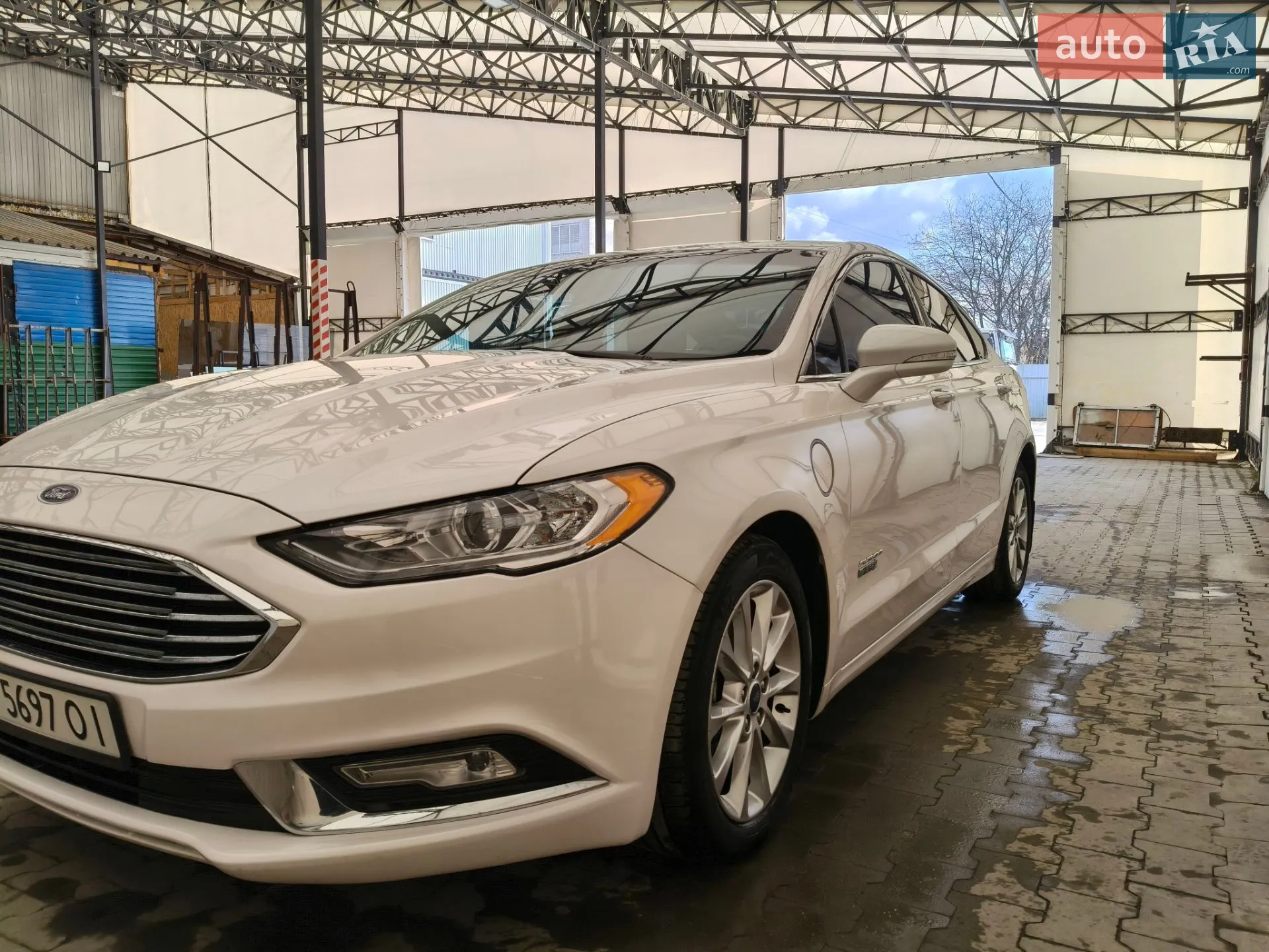 2016 Ford Fusion - мініатюра 17