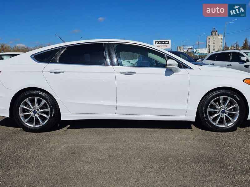 Седан Ford Fusion 2017 в Києві фото 6 Седан Ford Fusion 2017 в Києві