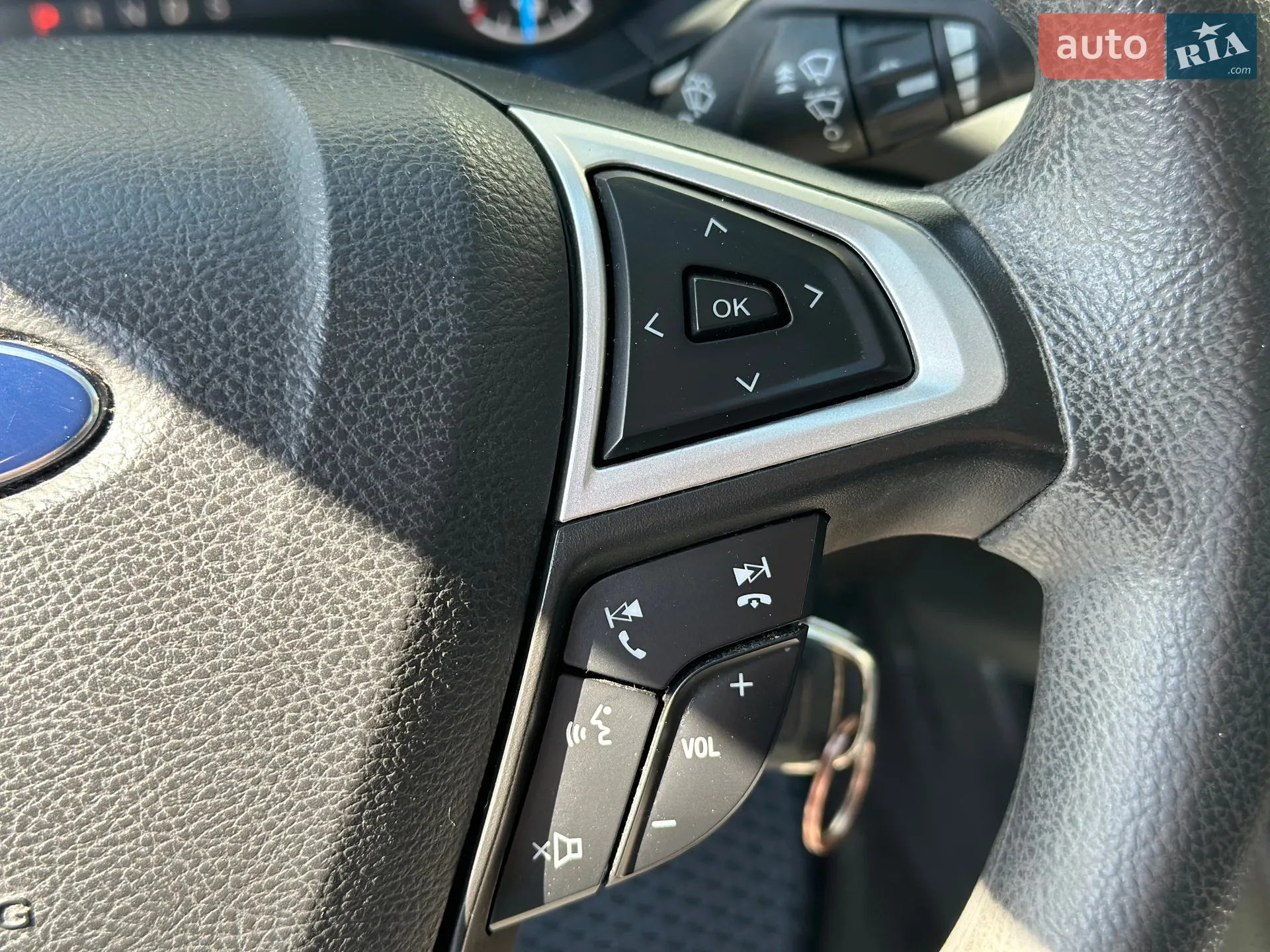 2014 Ford Fusion - мініатюра 25