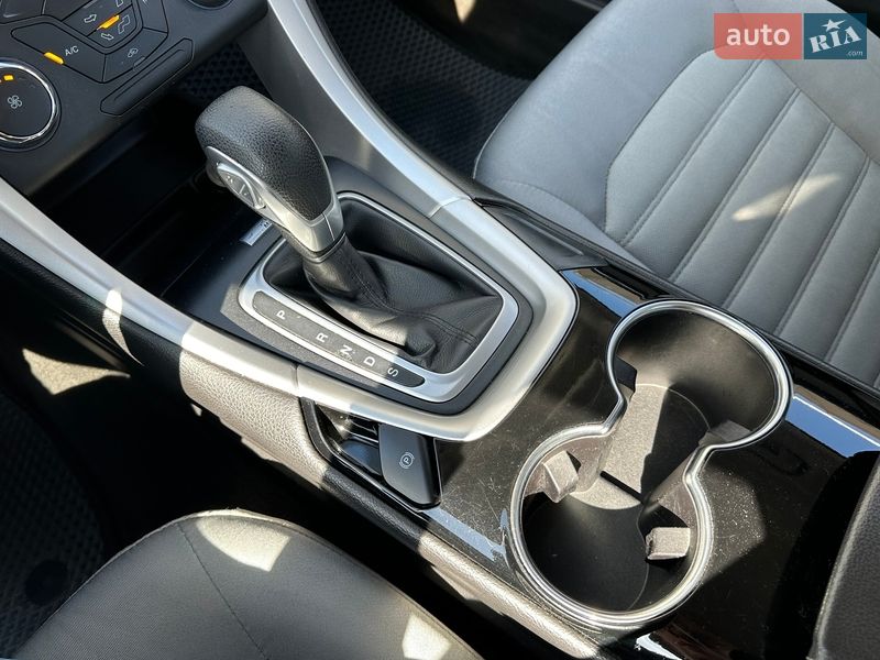 Седан Ford Fusion 2014 в Києві фото 29 Седан Ford Fusion 2014 в Києві