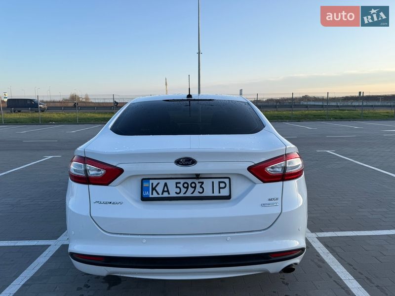 Седан Ford Fusion 2012 в Борисполі