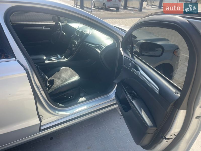 Седан Ford Fusion 2017 в Хмельницькому