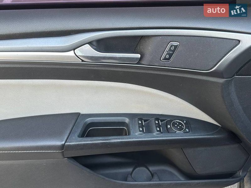 Седан Ford Fusion 2015 в Черкасах фото 10 Седан Ford Fusion 2015 в Черкасах
