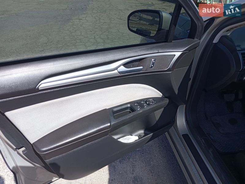 Седан Ford Fusion 2014 в Запорожье
