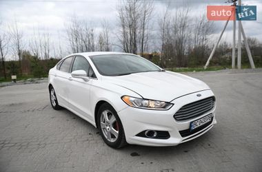 Седан Ford Fusion 2013 в Львові