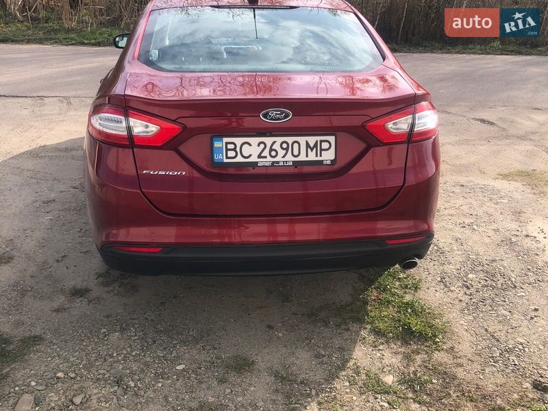 Седан Ford Fusion 2015 в Новом Роздоле