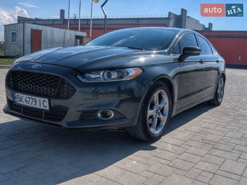 Ford Fusion 2014