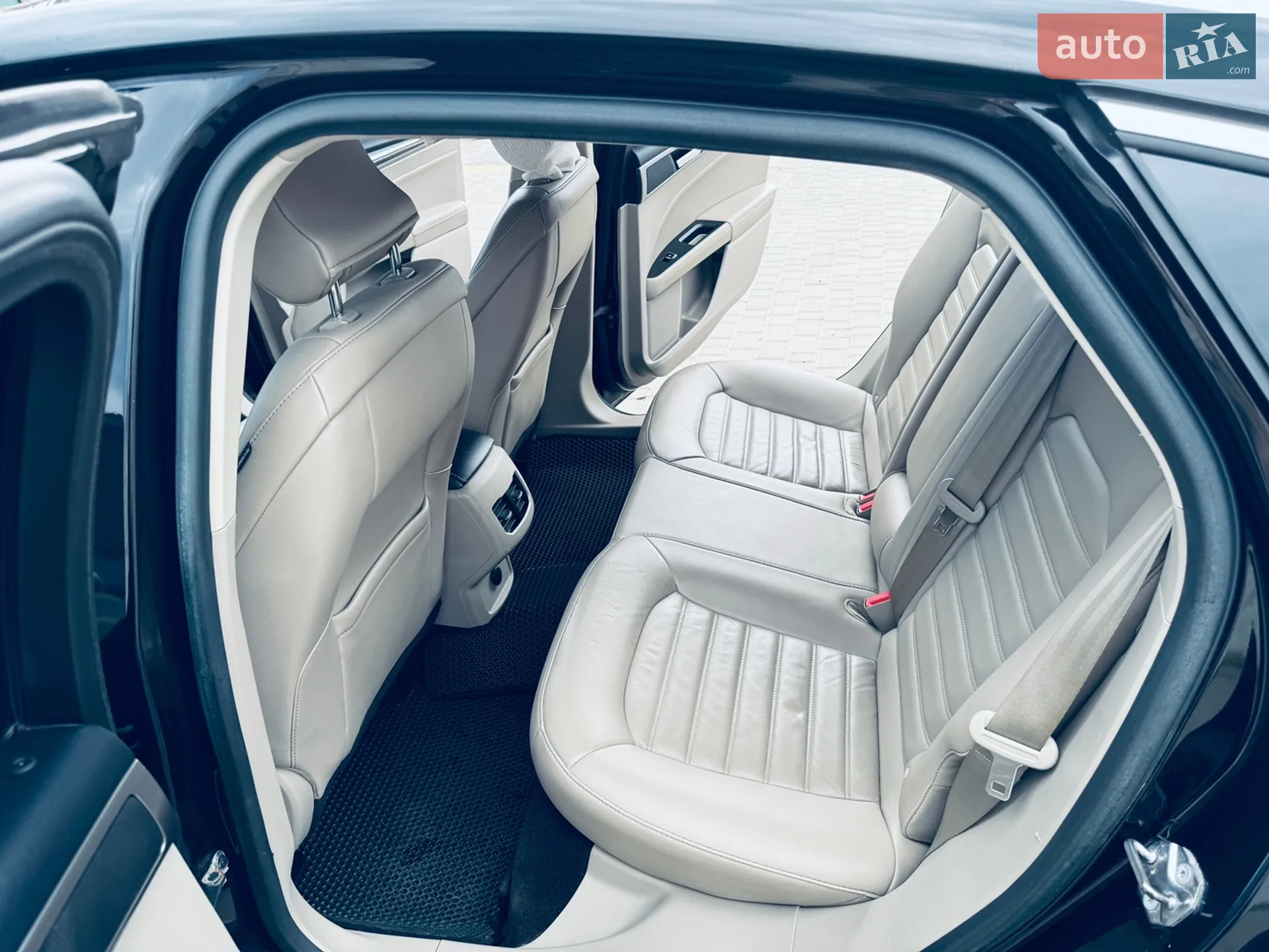 2017 Ford Fusion - мініатюра 12