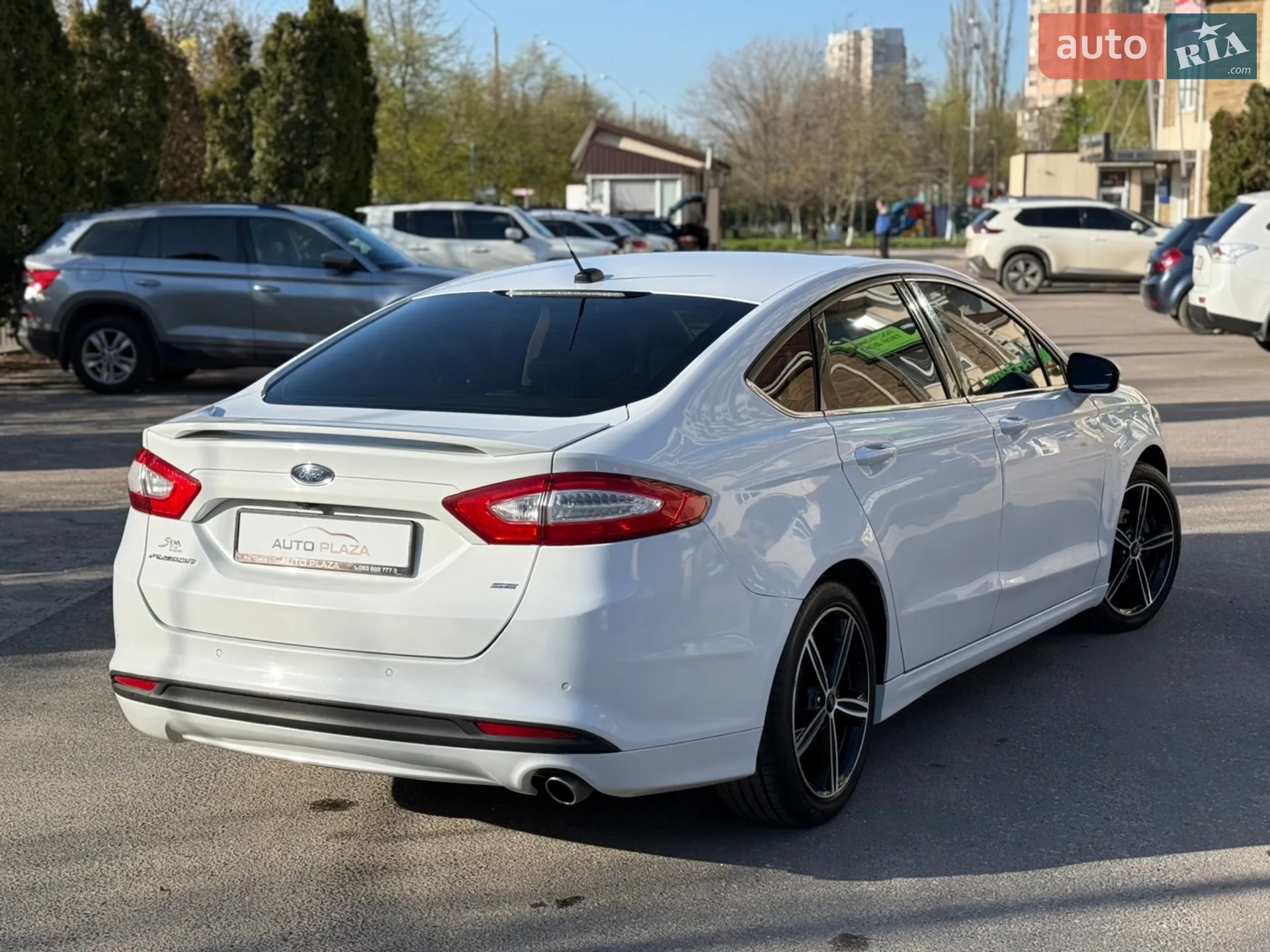 2015 Ford Fusion - мініатюра 23