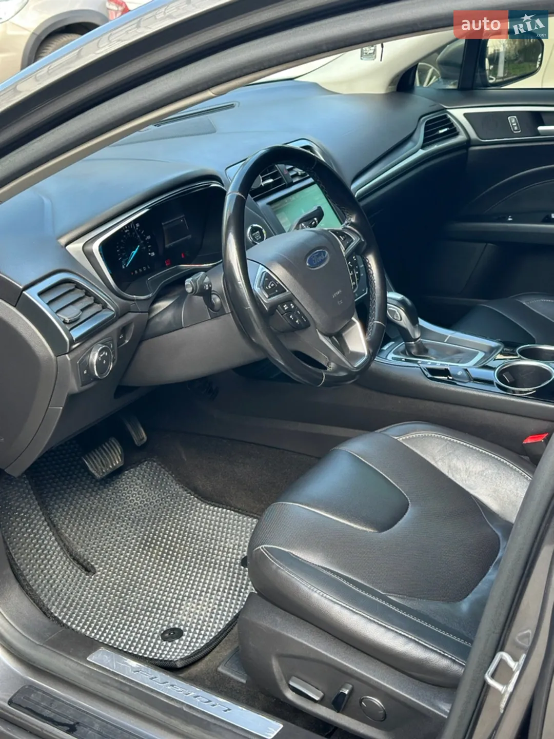 2013 Ford Fusion - мініатюра 16