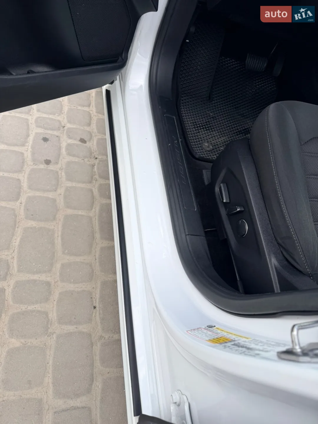 2016 Ford Fusion - мініатюра 19
