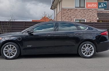 Седан Ford Fusion 2018 в Києві