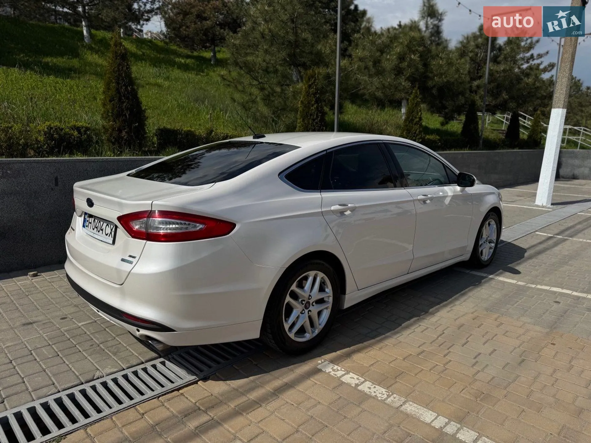 2012 Ford Fusion - мініатюра 8