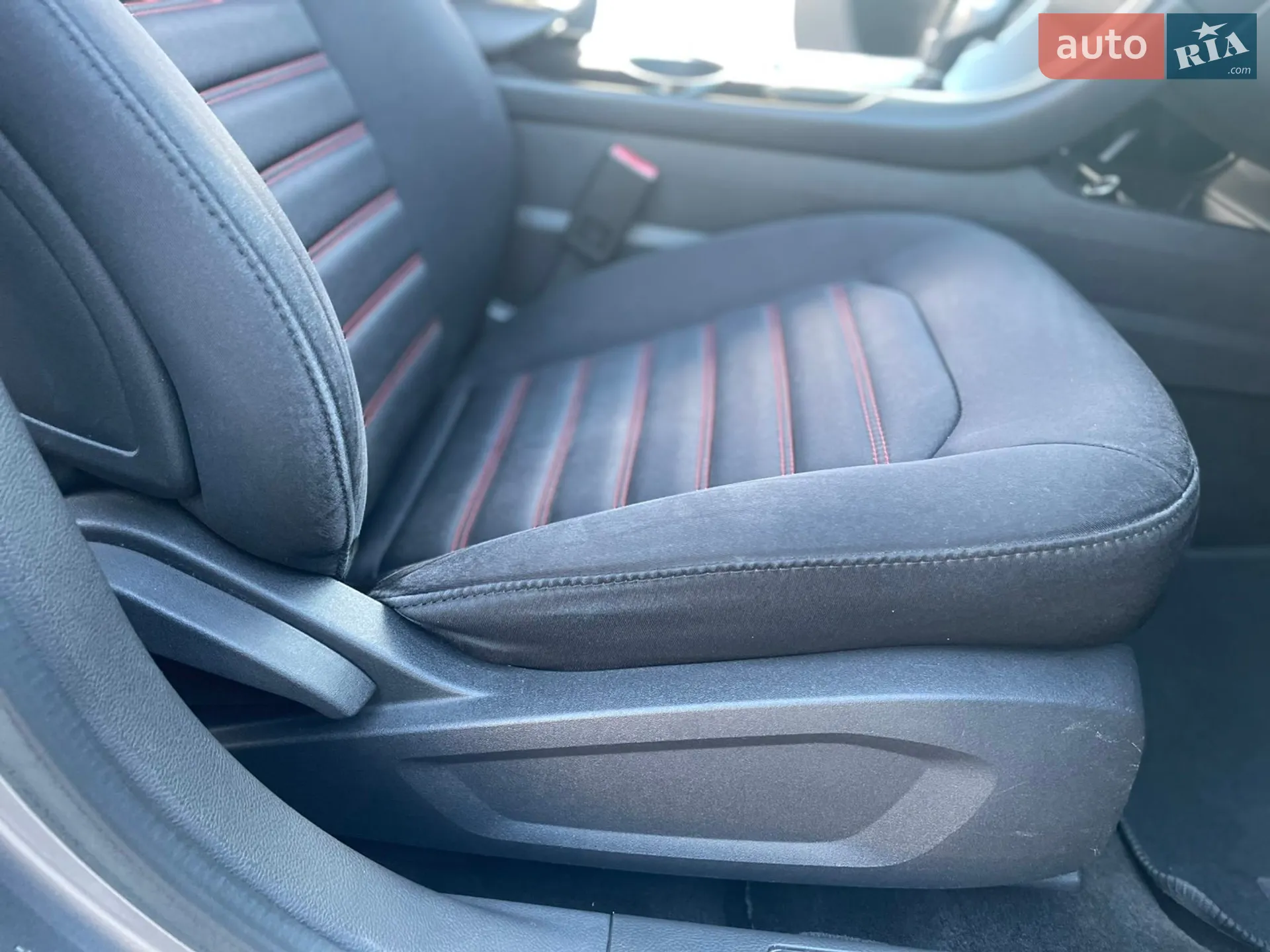 2013 Ford Fusion - мініатюра 11