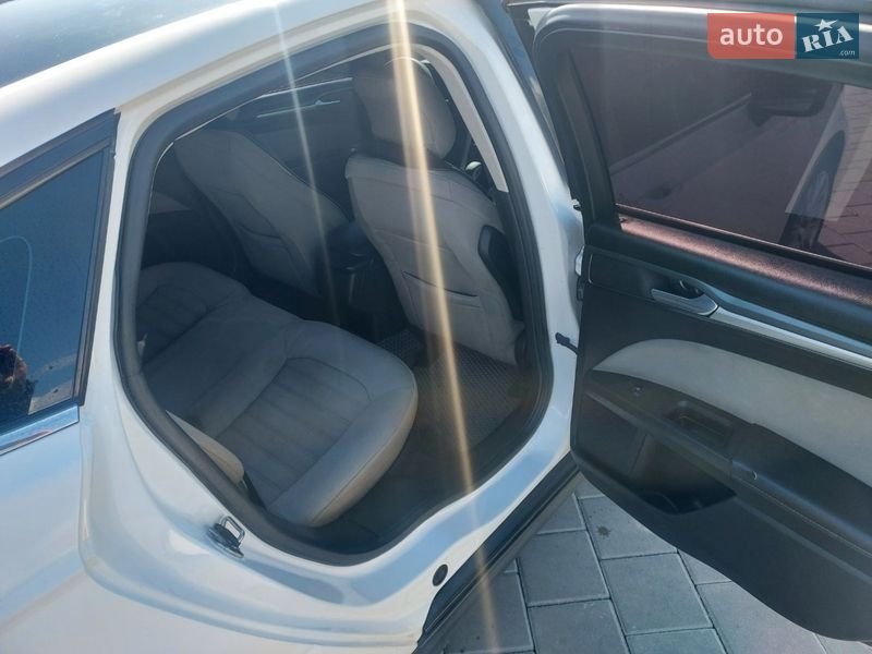 Седан Ford Fusion 2013 в Черкассах