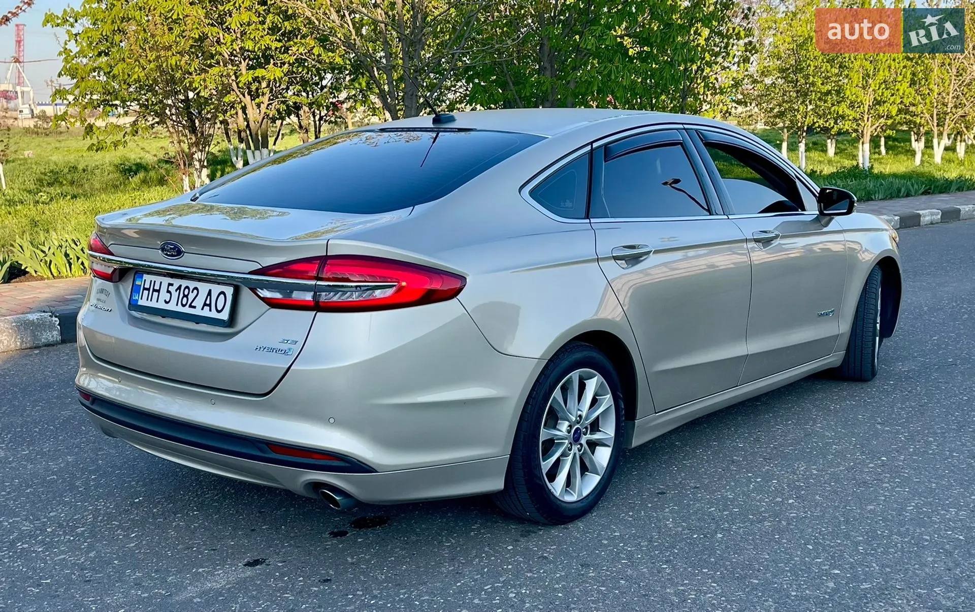 2016 Ford Fusion - мініатюра 27