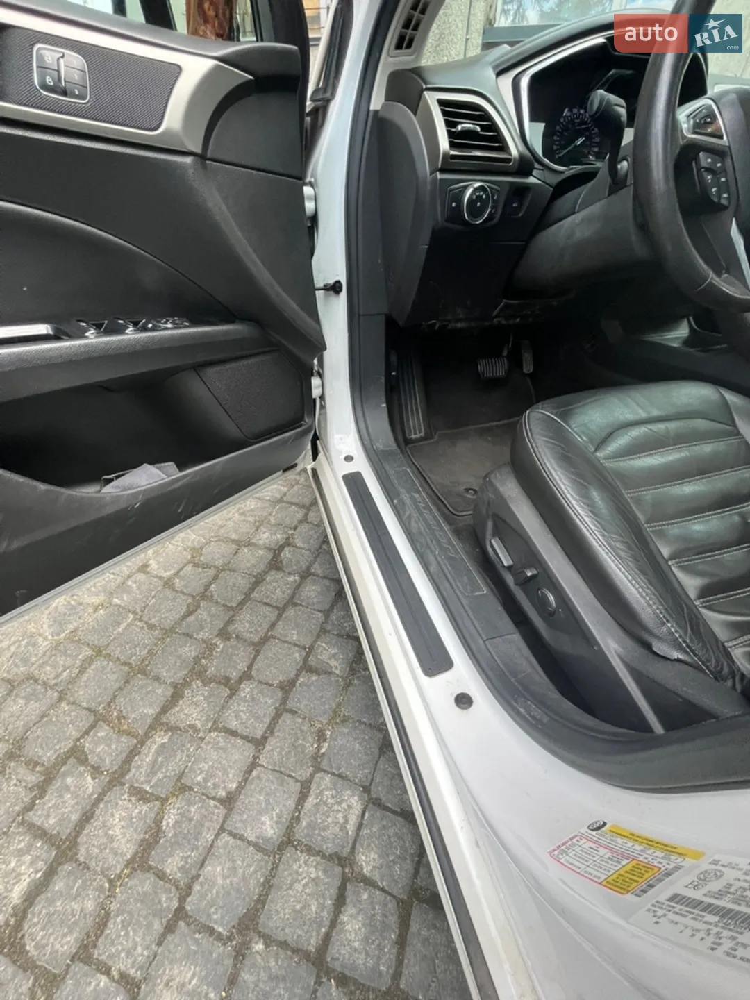 2014 Ford Fusion - мініатюра 16