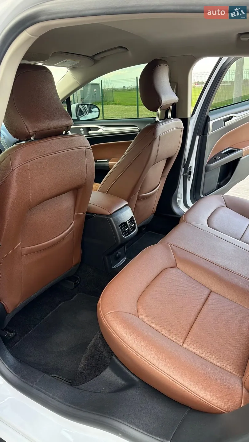 2017 Ford Fusion - мініатюра 23