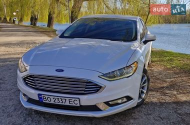 Седан Ford Fusion 2017 в Ланівці