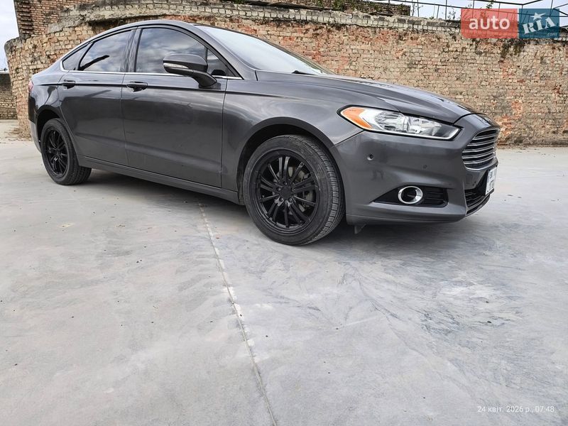 Ford Fusion 2016