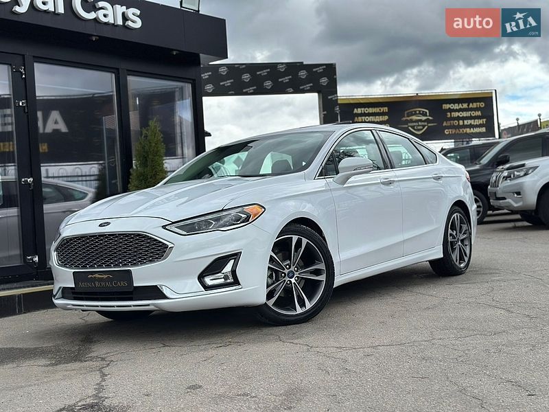 Ford Fusion 2020
